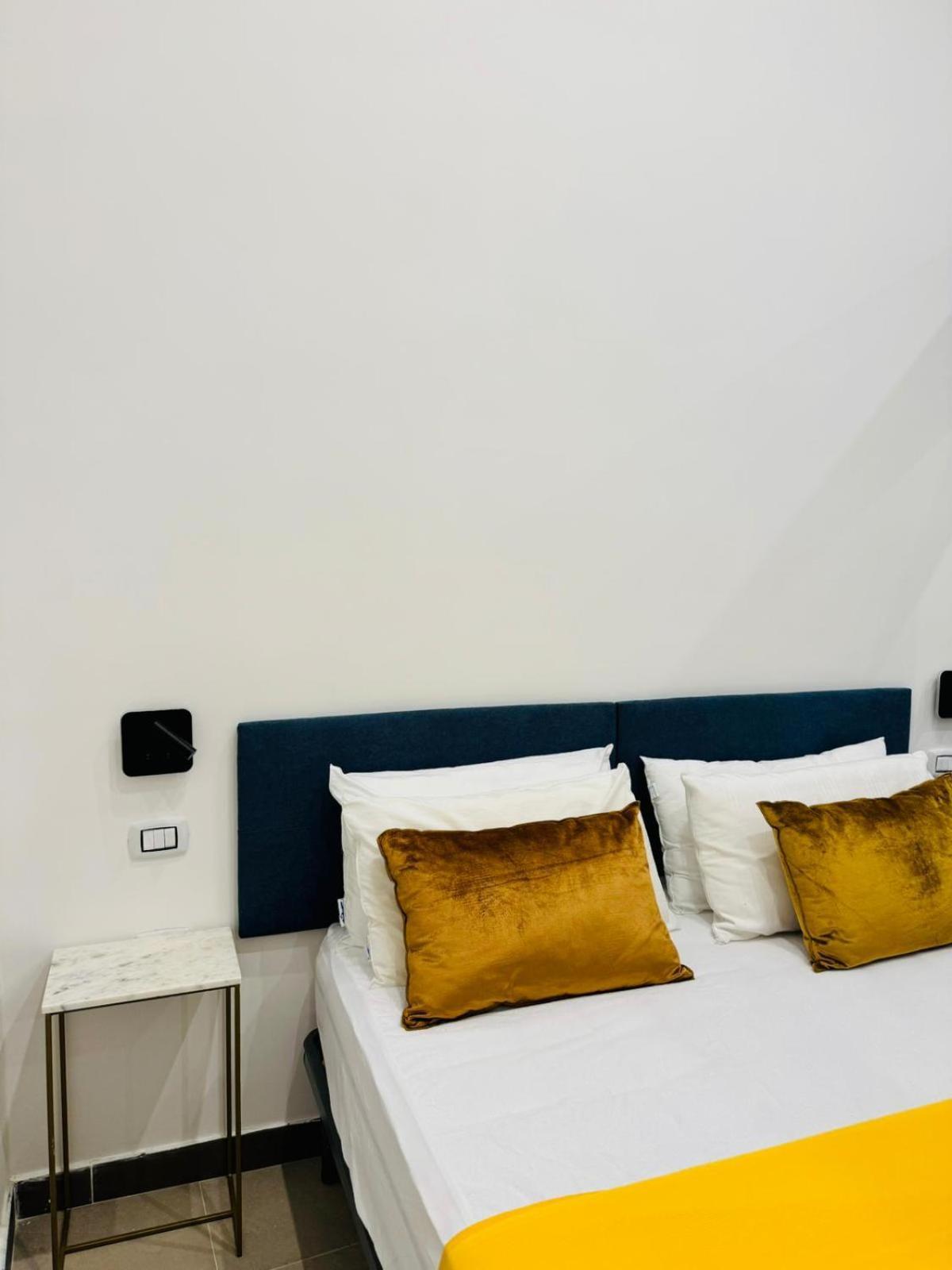 Art Suite San Liborio Neapel Exterior foto